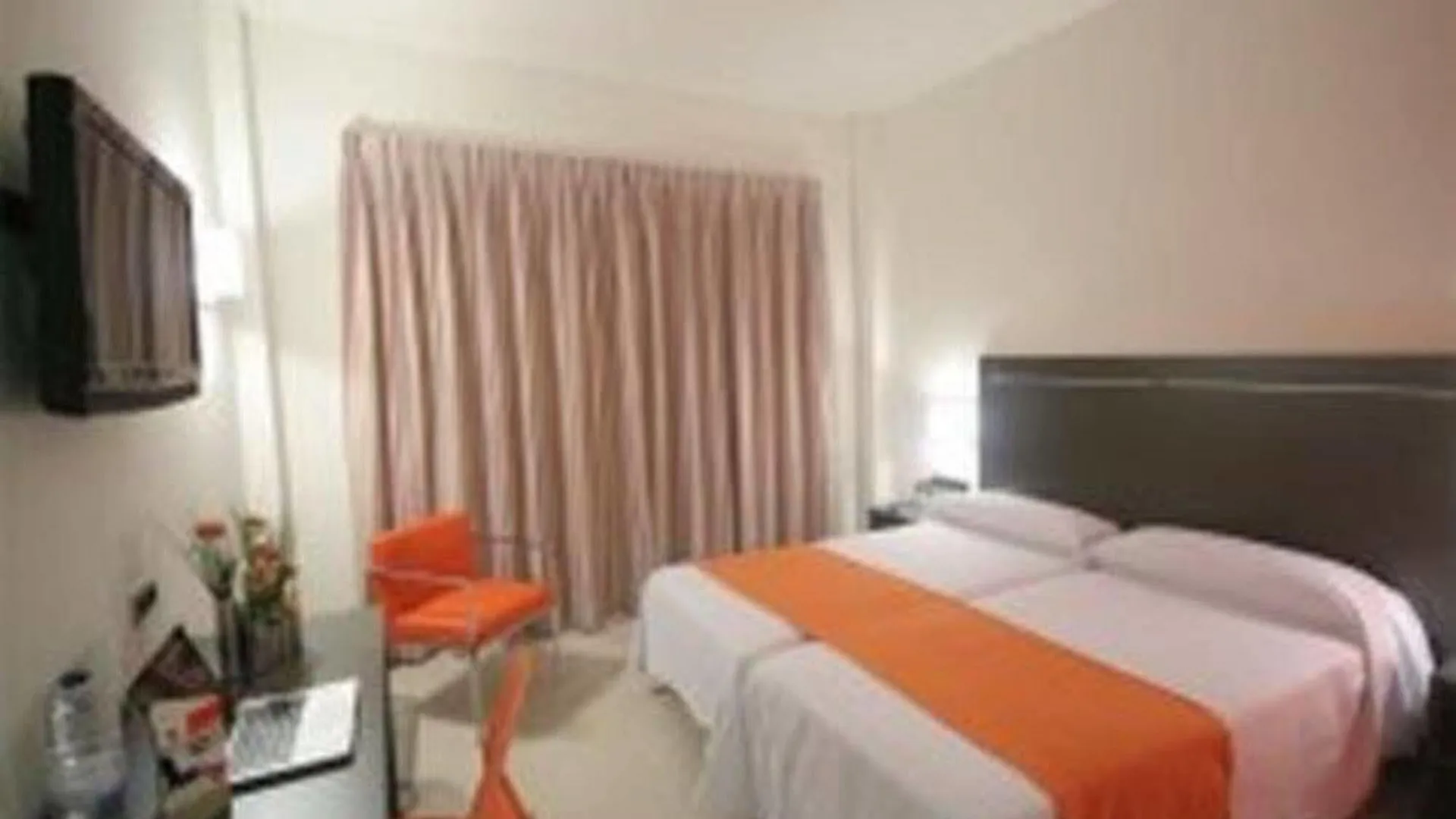 ***  Hotel Venture Sant Cugat Sant Cugat del Vallès İspanya