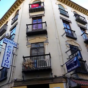 Konukevi Antares Granada